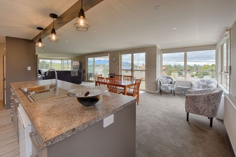 Photo of property in 15 Aotea Crescent, Gore, 9710