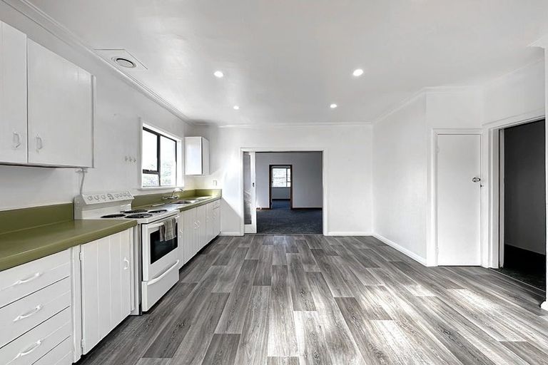 Photo of property in 18 Konini Street, Tawhero, Whanganui, 4501