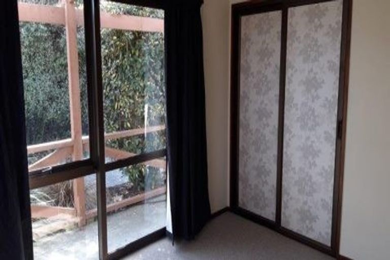 Photo of property in 17 Watson Place, Rangiora, 7400