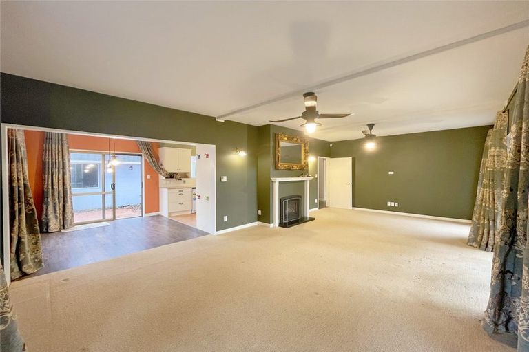 Photo of property in 19 Mcinnes Place, Queenwood, Hamilton, 3210