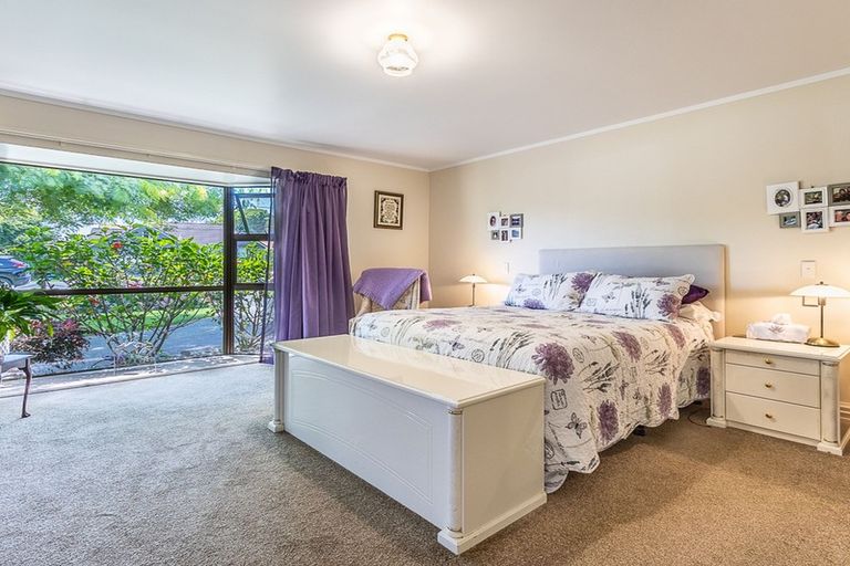 Photo of property in 270 Te Moana Road, Waikanae, 5036