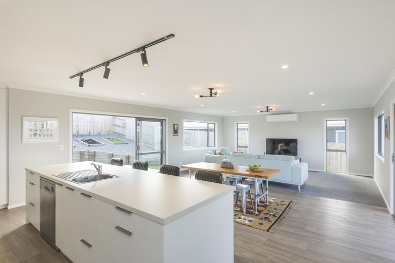 Photo of property in 15 Poplar Grove, Feilding, 4702