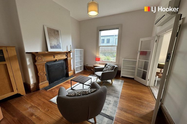 Photo of property in 30 Russell Street, Dunedin Central, Dunedin, 9016