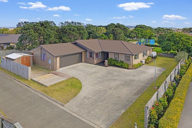 Photo of property in 364 One Tree Point Road, One Tree Point, 0118