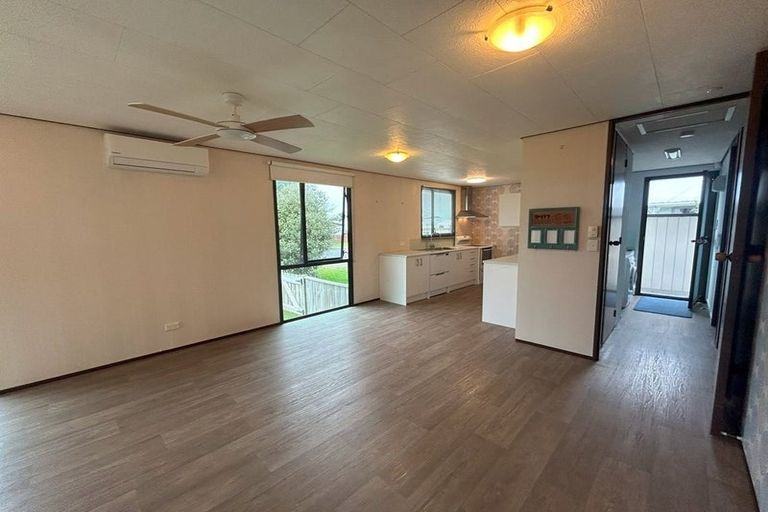 Photo of property in 5 Longstead Avenue, Papamoa Beach, Papamoa, 3118