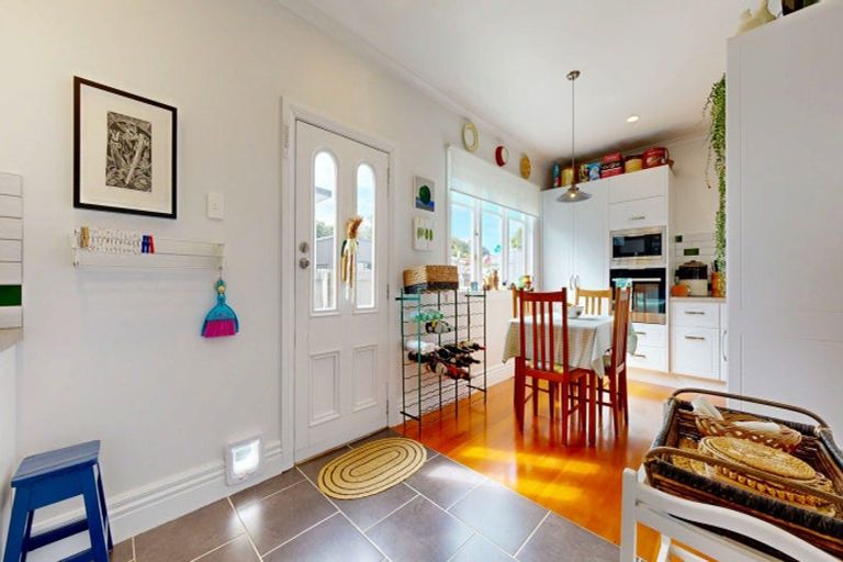 Photo of property in 114 Tararu Road, Thames, 3500