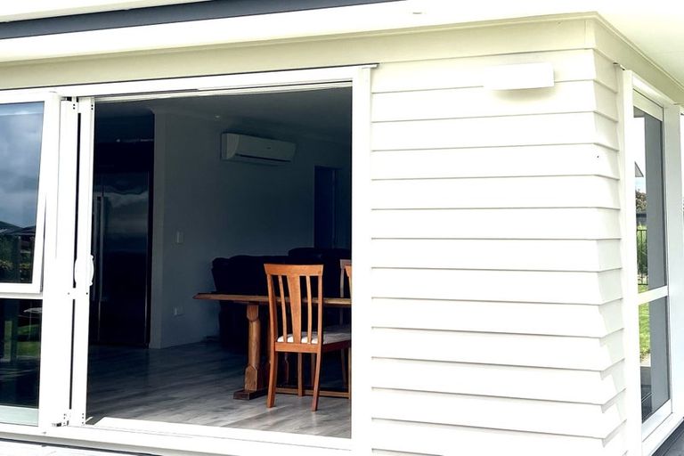 Photo of property in 349 One Tree Point Road, One Tree Point, 0118