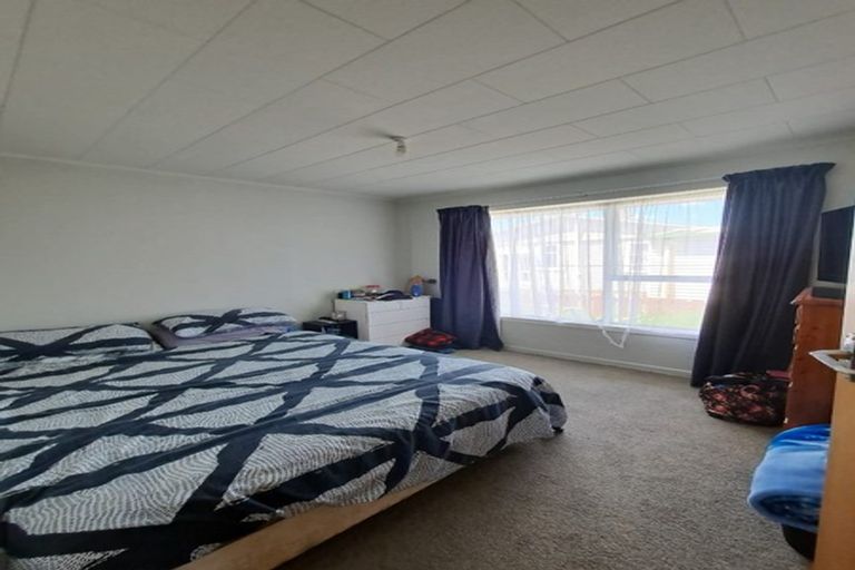 Photo of property in 1/183 Seaview Road, Westown, New Plymouth, 4310