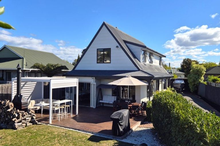 Photo of property in 24 Giblin Street, Richmond, 7020