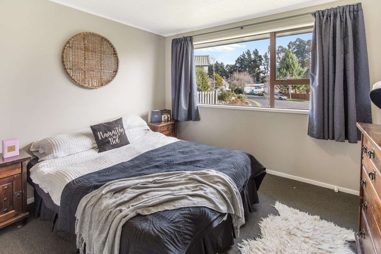 Photo of property in 41 Sunline Place, Ngongotaha, Rotorua, 3010