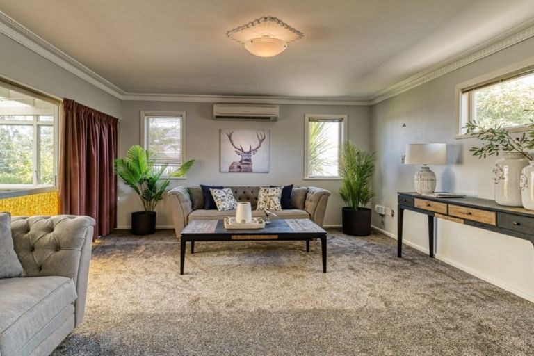 Photo of property in 52 Oldham Avenue, Onekawa, Napier, 4110