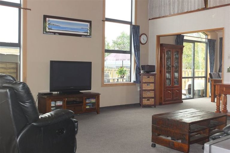 Photo of property in 11 Charles Street, Weston, Oamaru, 9401