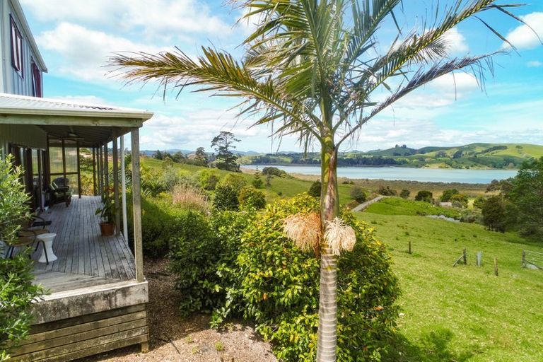 Photo of property in 221 Pahi Road, Pahi, Paparoa, 0571