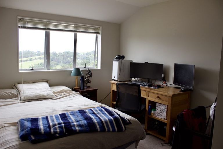 Photo of property in The Rise, 8/11 Hatfield Place, Albany Heights, Auckland, 0632