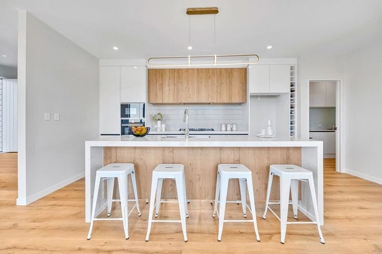 Photo of property in 10 Lumber Rise, Swanson, Auckland, 0614