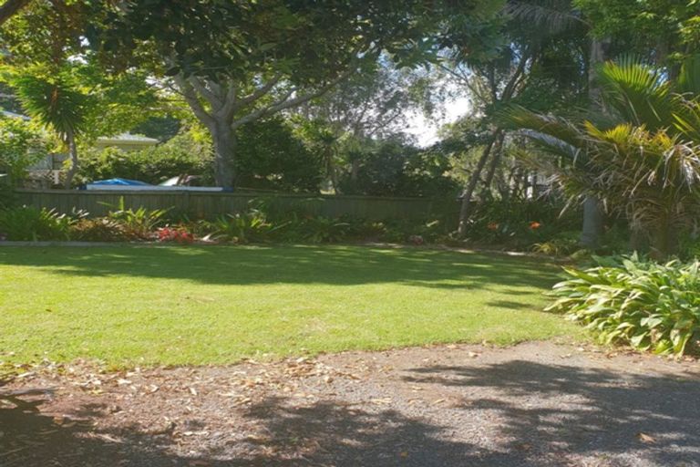 Photo of property in 47 Taihiki Road, Clarks Beach, 2122