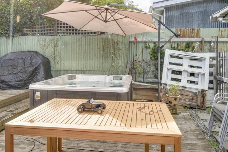 Photo of property in 2/3a Suter Street, Stoke, Nelson, 7011