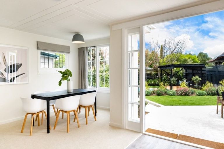 Photo of property in 11 Simla Avenue, Havelock North, 4130