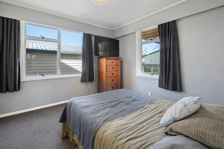 Photo of property in 22 Neil Road, Fairy Springs, Rotorua, 3015
