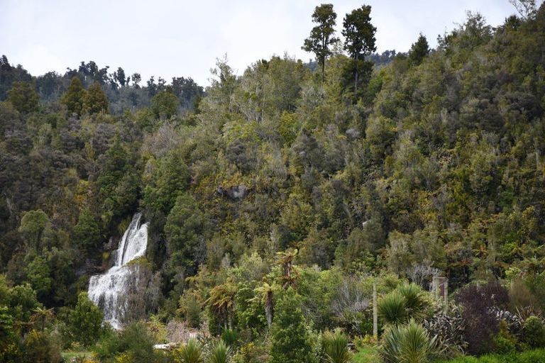 Photo of property in 8 Gladstone Street, Seddonville, Westport, 7891