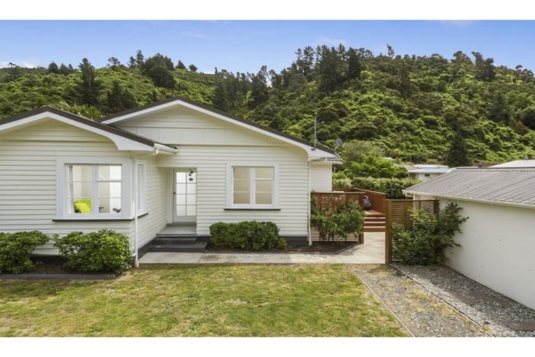 Photo of property in 1/1 Hinau Street, The Brook, Nelson, 7010
