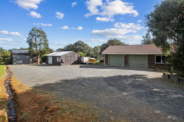 Photo of property in 112a Mcrobbie Road, Kingseat, Papakura, 2580