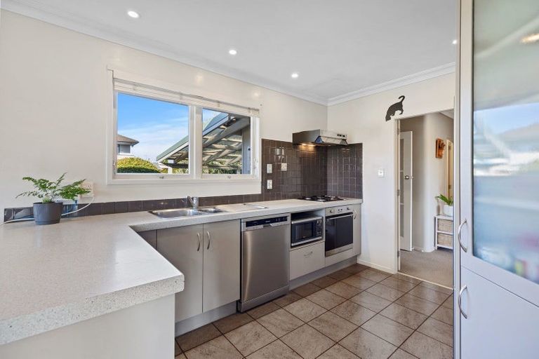 Photo of property in 2 Longwood Lane, Otumoetai, Tauranga, 3110