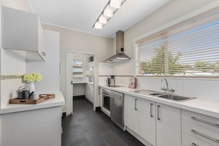 Photo of property in 2a Beth Street, Trentham, Upper Hutt, 5018