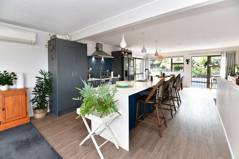 Photo of property in 4 Onepu Lane, Manly, Whangaparaoa, 0930