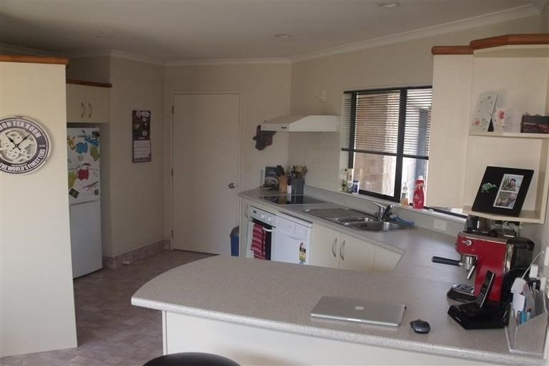 Photo of property in 3/28 Te Aute Road, Havelock North, 4130