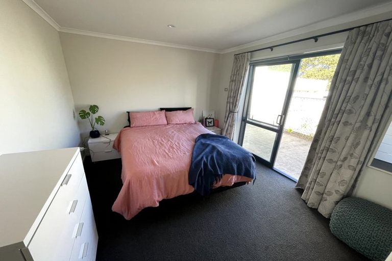 Photo of property in 11 Harris Road, Mount Wellington, Auckland, 1051