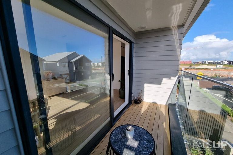 Photo of property in 20 Autumn Blaze Street, Hobsonville, Auckland, 0616