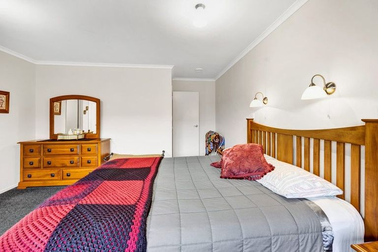 Photo of property in 5 Marlin Terrace, Bell Block, New Plymouth, 4312