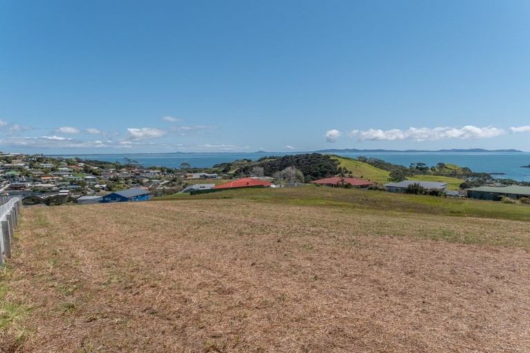 Photo of property in 6 Oden Hill, Coopers Beach, 0420