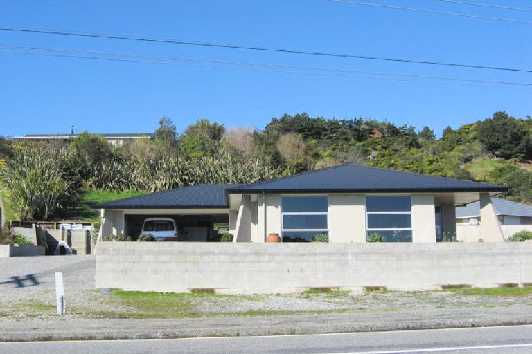 Photo of property in 7 Main South Road, Karoro, Greymouth, 7805