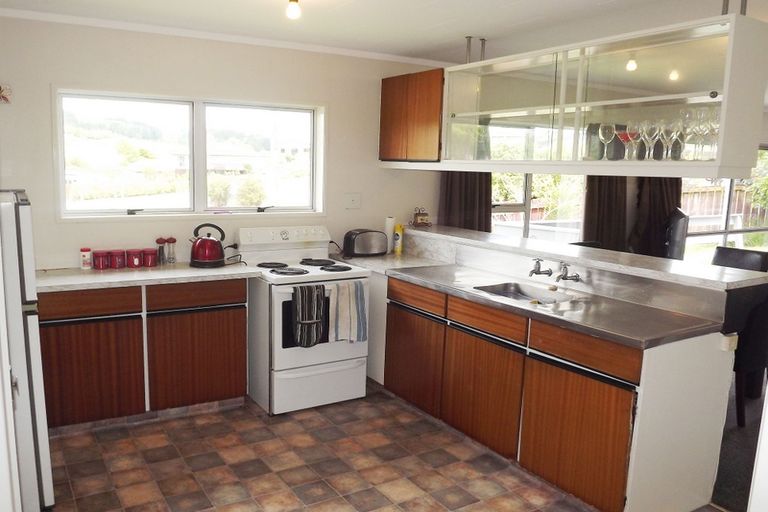 Photo of property in 19 Simon Road, Raglan, 3225