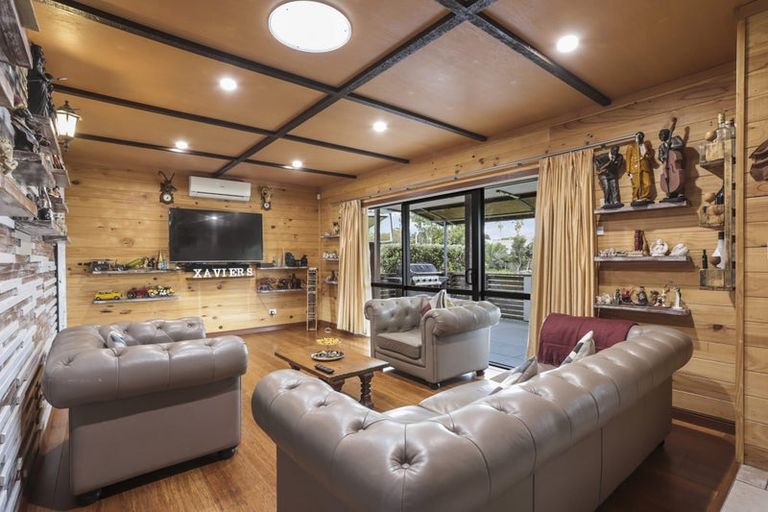 Photo of property in 8 Papatahi Place, Henderson, Auckland, 0610