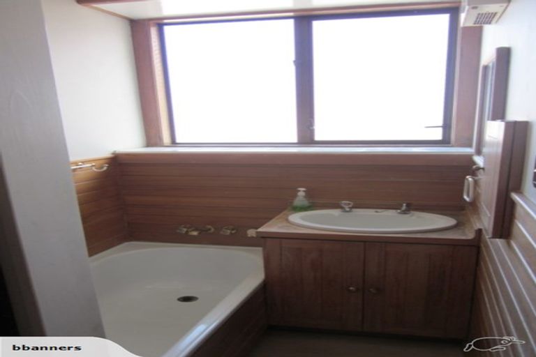 Photo of property in 117 Washington Avenue, Brooklyn, Wellington, 6021