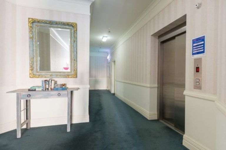 Photo of property in The Villas, 14/33 Hobson Street, Thorndon, Wellington, 6011