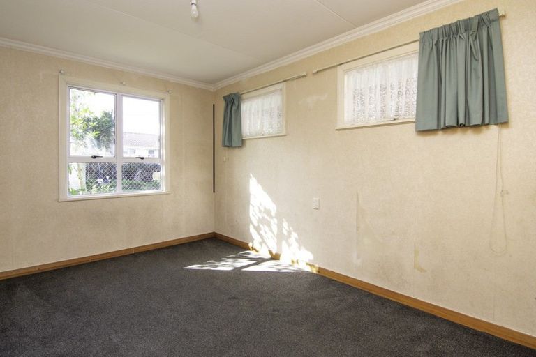 Photo of property in 6 Milton Street, Roslyn, Palmerston North, 4414