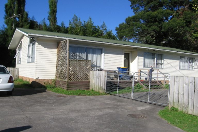 Photo of property in 32a Candia Road, Swanson, Auckland, 0612