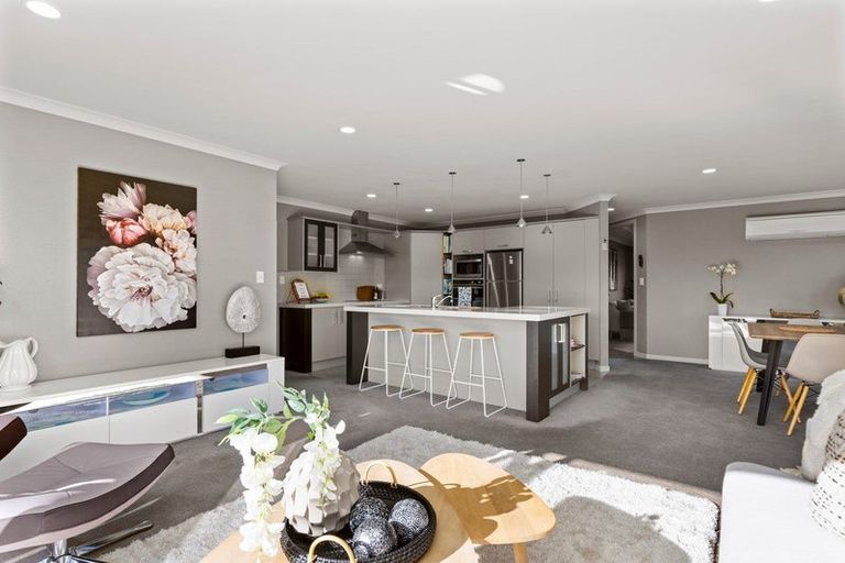 Photo of property in 2 Brancaster Place, Cambridge, 3434