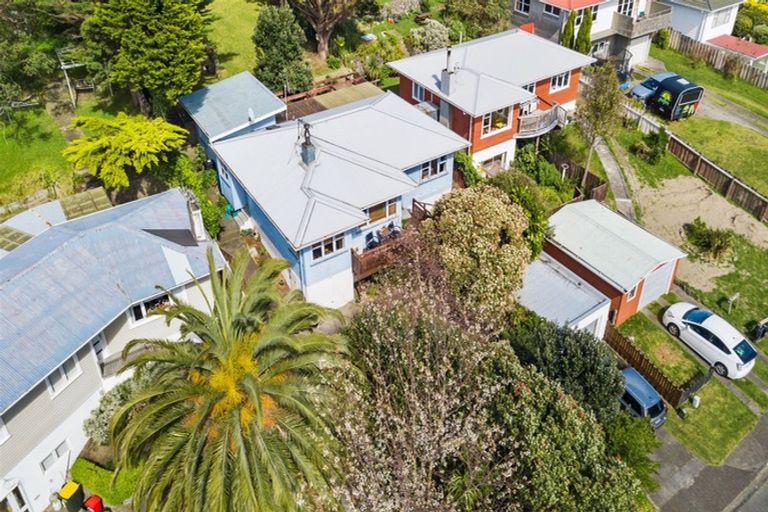 Photo of property in 22 Tarawa Street, Paekakariki, 5034
