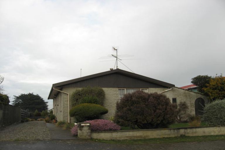 Photo of property in 23 Milford Street, Heidelberg, Invercargill, 9812