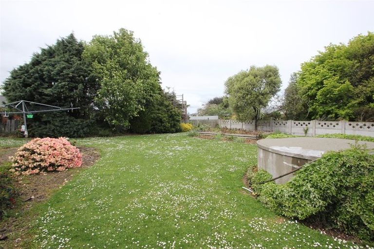 Photo of property in 50 Morton Street, Edendale, 9825