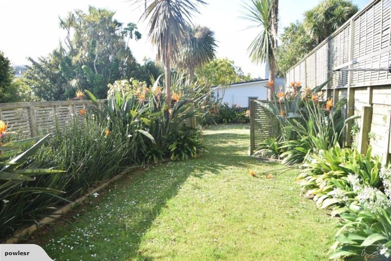 Photo of property in 1/15 Beulah Avenue, Rothesay Bay, Auckland, 0630