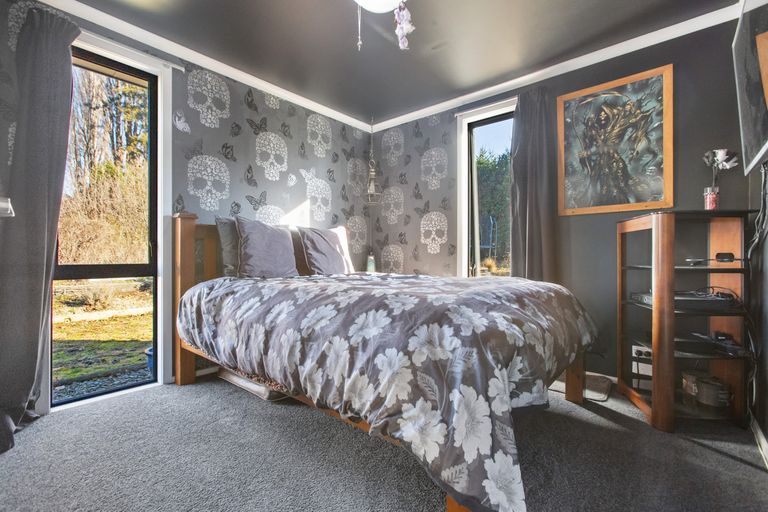 Photo of property in 24 Blackman Road, Blackmans, Alexandra, 9391