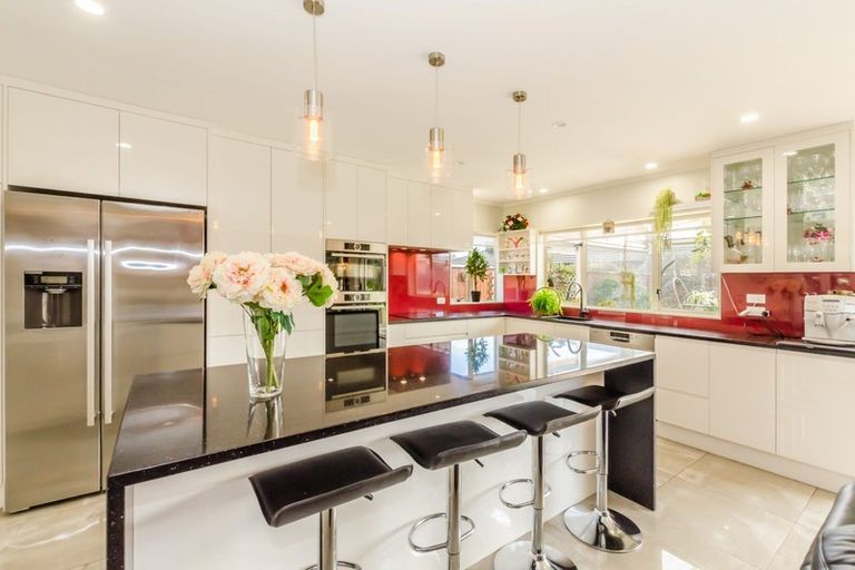 Photo of property in 63 Weggery Drive, Waikanae Beach, Waikanae, 5036