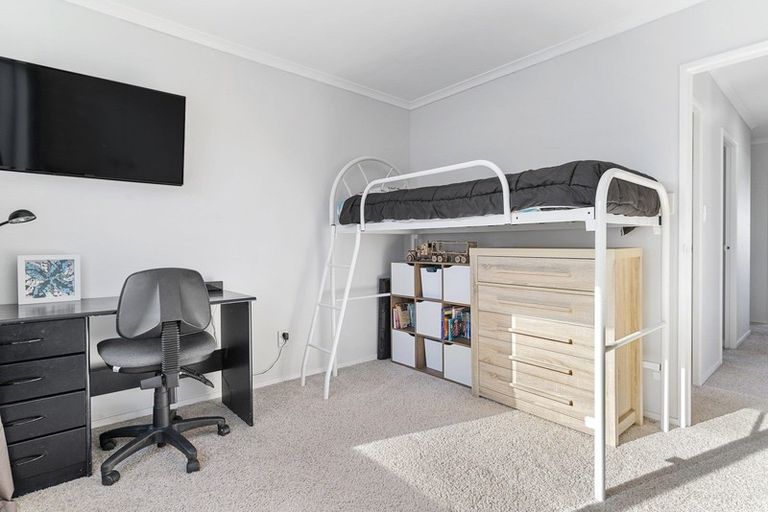 Photo of property in 8b College Place, Poike, Tauranga, 3112