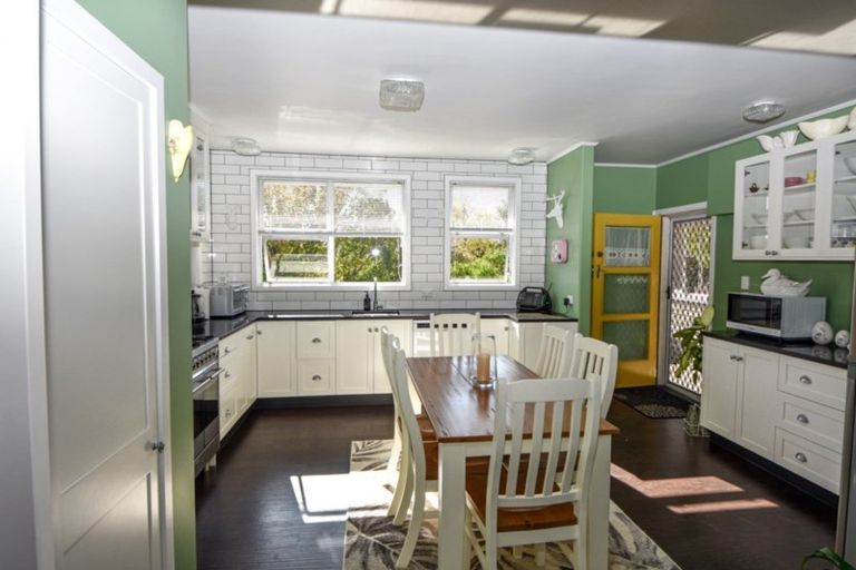 Photo of property in 2 Rahiwi Place, Lansdowne, Masterton, 5810